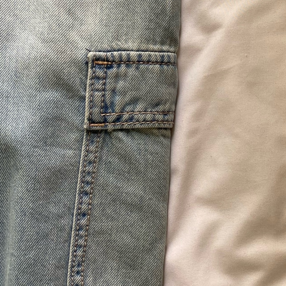 highest rise light wash vintage baggy cargo jeans - Picture 3 of 3